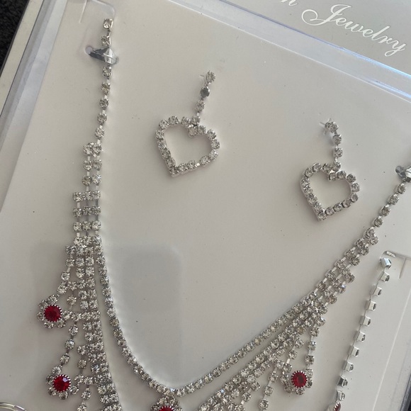 Meet your Posher, Charanjeet - Picture 1 of 1